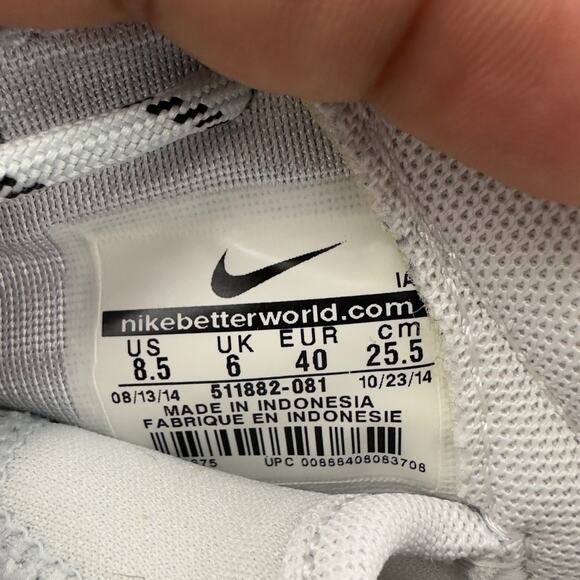 Nike ‘Roshe One’ gray running shoes - Picture 8 of 8